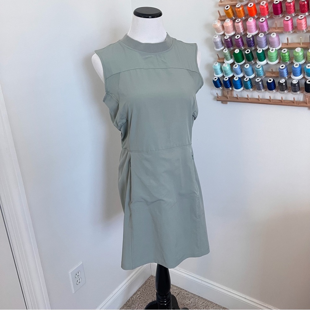 Eddie Bauer Green Sleeveless Athletic Dress
